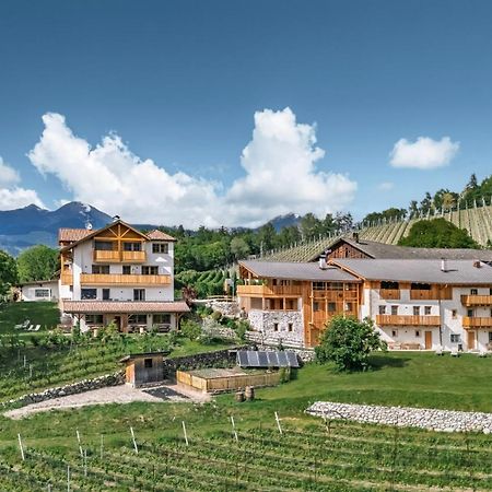 Trinnerhof- Hof Chalets Und Obsthof Mit Zimmer Natz-Schabs Dış mekan fotoğraf
