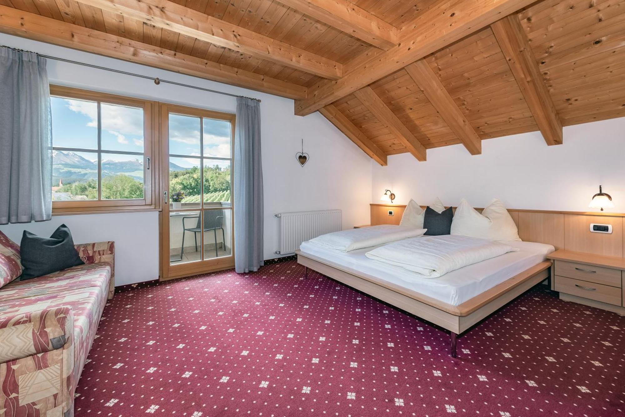 Trinnerhof- Hof Chalets Und Obsthof Mit Zimmer Natz-Schabs Dış mekan fotoğraf