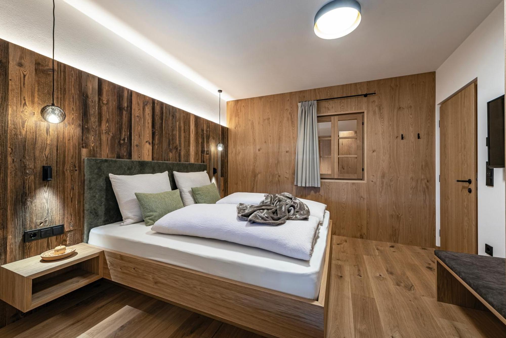 Trinnerhof- Hof Chalets Und Obsthof Mit Zimmer Natz-Schabs Dış mekan fotoğraf